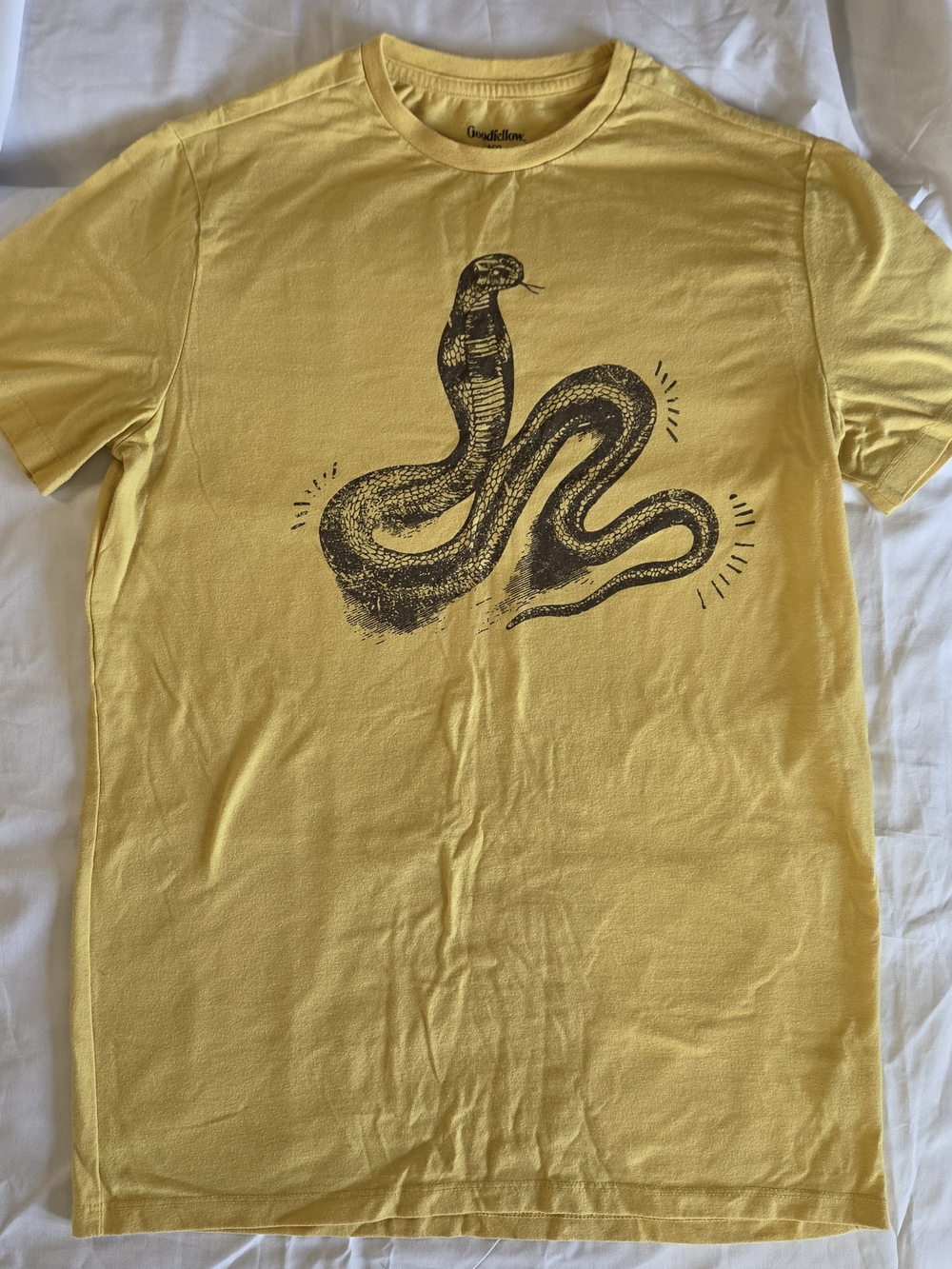 Goodfellow & Co Mens Yellow Cobra Snake Graphic Tee T-Shirt Small S